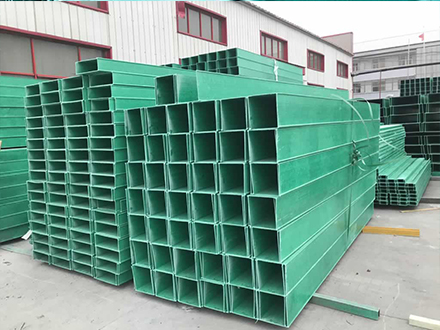 250*150玻璃鋼電纜橋架多少錢一米？